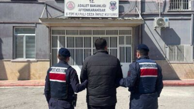 Afyonkarahisar İl Jandarma Komutanlığı, suç ve suçlulara karşı yürüttüğü amansız