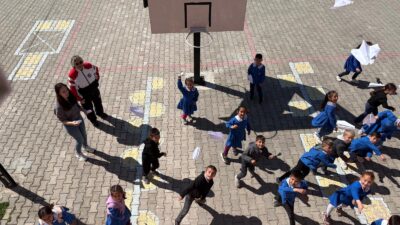 Afyonkarahisar'da bulunan Kızıldağ İlkokulu, 27 Nisan’da Anadolu Beşiktaşlılar Derneği Havacılık