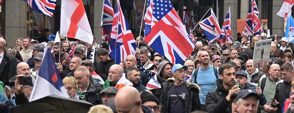 İngiltere’de Müslüman karşıtlığına ilişkin yürütülen inceleme, son aylarda YouTube’da yayımlanan