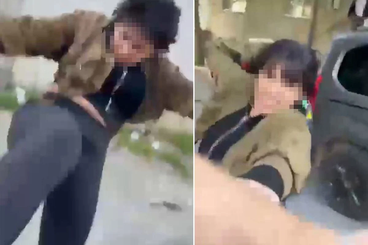 İstanbul’un Esenyurt ilçesinde, çocuklarını teslim almak üzere bir araya gelen