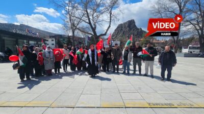 Afyonkarahisar’da Kadınanalar Kültür Derneği tarafından Filistin’de yaşananlara dikkat çekmek amacıyla