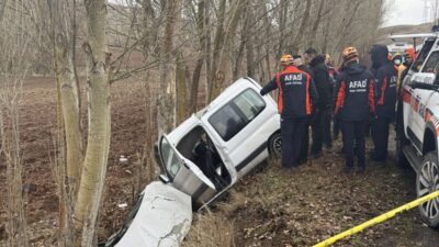 Sivas'ta kanser hastası babasını tedaviye götüren ailenin içinde bulunduğu hafif