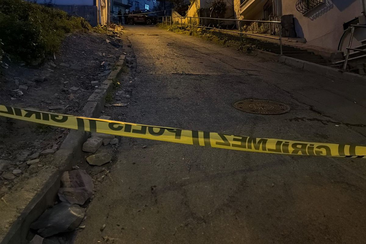 İstanbul’un en işlek bölgelerinden biri olan Şişli’de, metruk bir binanın