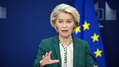 Avrupa Birliği (AB) Komisyonu Başkanı Ursula von der Leyen, çocukların
