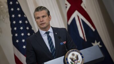 ABD Temsilciler Meclisinin Demokrat üyelerinin, savaş suçları ve görevi kötüye