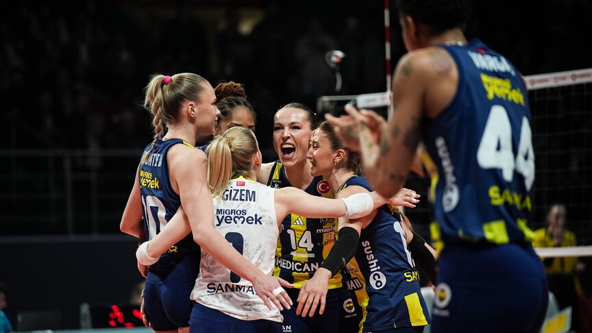 Voleybol Vodafone Sultanlar Ligi play-off final serisi dördüncü maçında Fenerbahçe