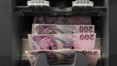 Tüketici fiyat endeksi (TÜFE) ile indirgendiğinde martta en yüksek aylık