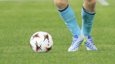 Avrupa futbolunun kulüp düzeyindeki iki numaralı organizasyonunda çeyrek final mücadelesi