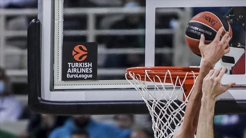 Basketbol Avrupa Ligi (EuroLeague), maaş bütçe sınırını aşan Anadolu Efes'e