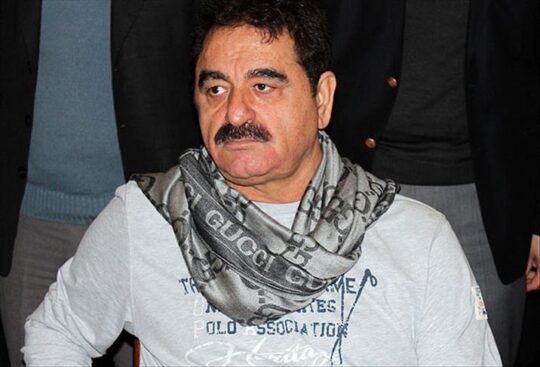 Türk müziğinin efsane ismi İbrahim Tatlıses, İstanbul’daki evinde aniden rahatsızlanarak