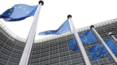 Avrupa Birliği (AB) kurumları, çelik ithalatını önemli ölçüde azaltmayı ve