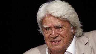 Türkiye’nin modernleşme sancıları çektiği yıllarda, Anadolu’nun kalbinden, Eskişehir’in tozlu köylerinden