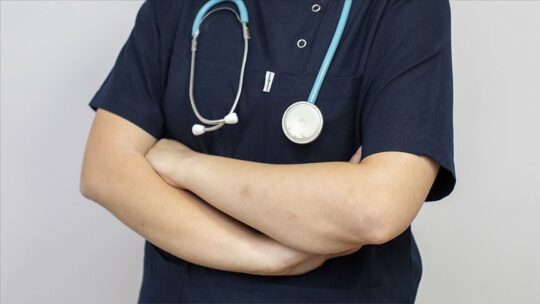 Türkiye'de sağlık hizmetlerine erişim kolaylaşırken, kullanım oranları dünya ortalamalarını geride