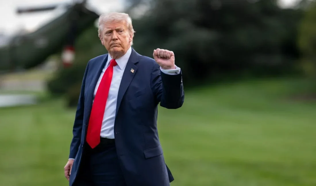 ABD Başkanı Donald Trump, İran hava sahasında düşürülen F-15E savaş