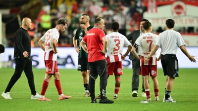 Trendyol Süper Lig'in 34. ve son haftasında Hesap.com Antalyaspor sahasında