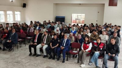 Afyonkarahisar’ın Hocalar ilçesindeki kamu kurumlarında görev yapan personellere yönelik su