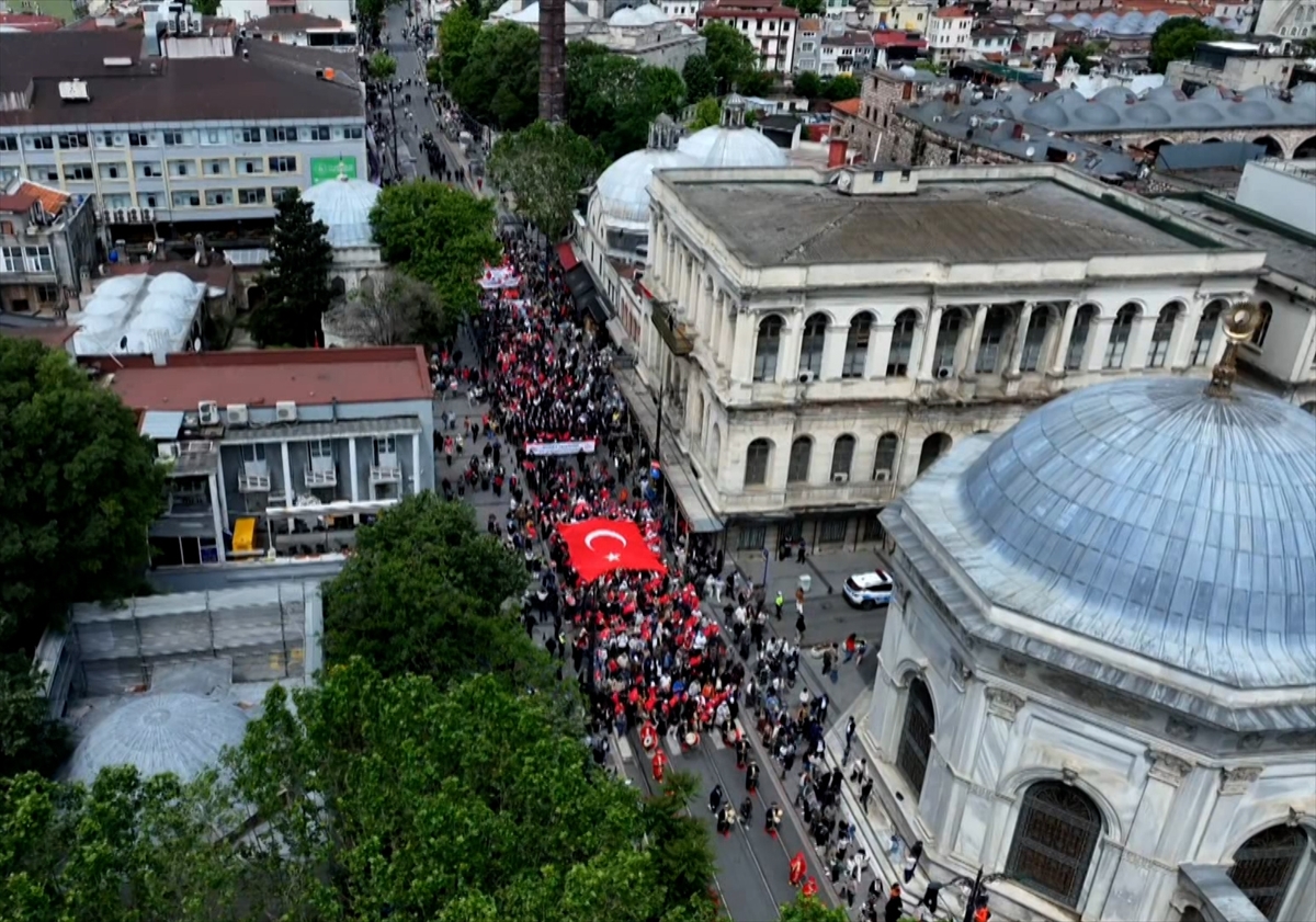 Hazreti Muhammed tarafından fethi müjdelenen, medeniyetlere başkentlik yapmış İstanbul'un fethinin