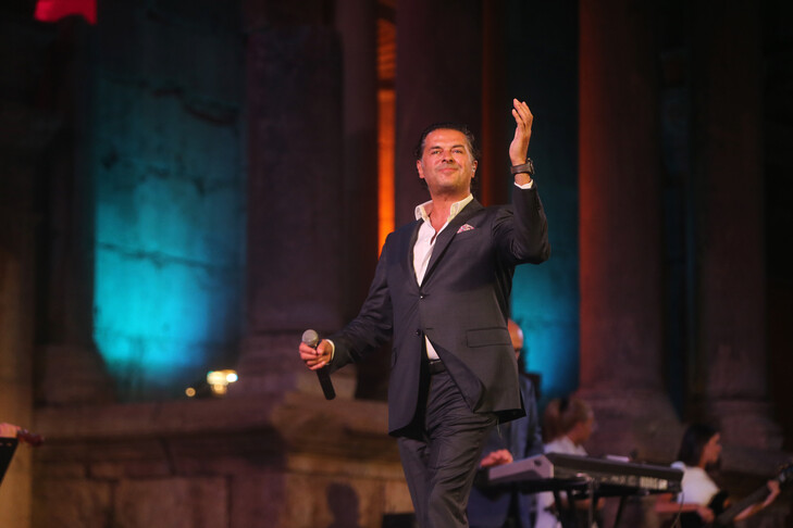 Arap müziğinin ünlü isimlerinden Lübnanlı sanatçı Ragheb Alama, 19 Haziran'da
