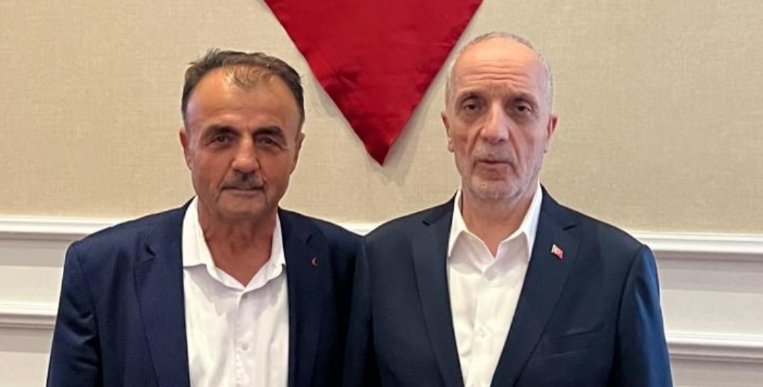 Türk-İş Genel Başkanı Ergün Atalay, Türk-İş Prestij Yapı Kooperatifi tarafından