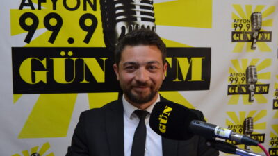 Afyon Kocatepe Üniversitesi (AKÜ) ve Gün FM iş birliğinde düzenlenen