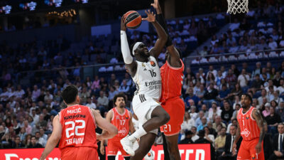 Basketbol Avrupa Ligi play-off'larında İspanya ekibi Real Madrid, İsrail temsilcisi
