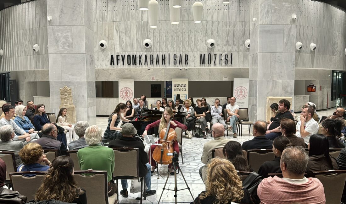 25. Afyonkarahisar Klasik Müzik Festivali'nin üçüncü gününde iki Çekyalı grup