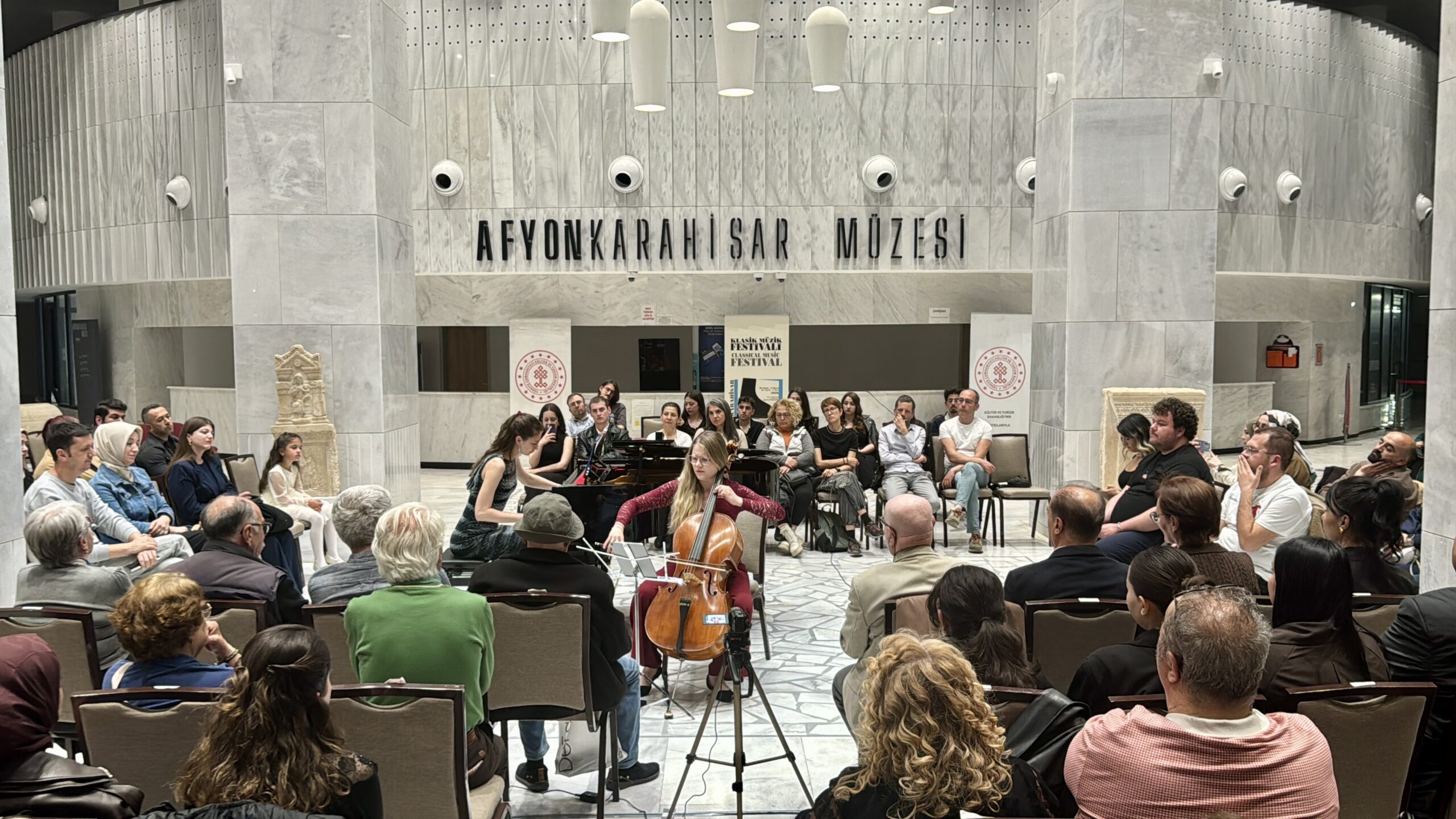 25. Afyonkarahisar Klasik Müzik Festivali'nin üçüncü gününde iki Çekyalı grup