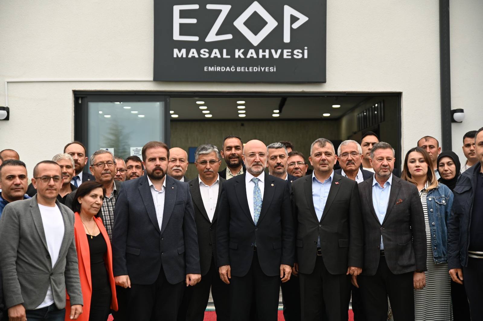 Emirdağ’da, Kurban Bayramı münasebetiyle düzenlenen geleneksel bayramlaşma töreni yoğun bir