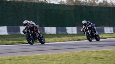 Milli motosikletçi Bahattin Sofuoğlu Dünya Superbike, Can Öncü ise Dünya
