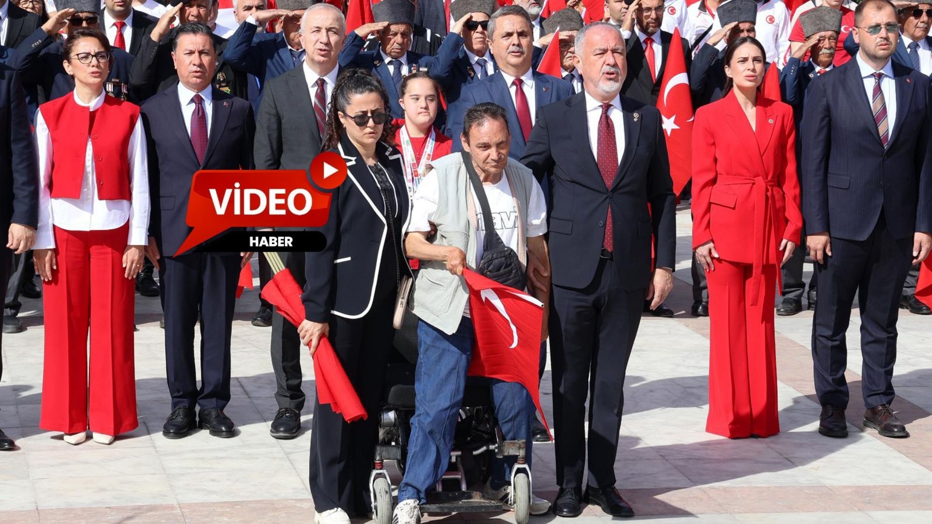 Muğla'da, 19 Mayıs Atatürk'ü Anma, Gençlik ve Spor Bayramı töreninde