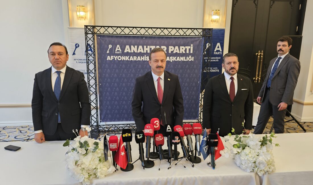 Anahtar Parti Genel Başkanı Yavuz Ağıralioğlu, Afyon’da gerçekleştirdiği konuşmada Türkiye’nin