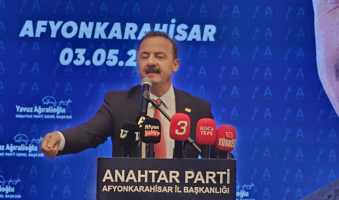 Anahtar Parti Genel Başkanı Yavuz Ağıralioğlu, gerçekleştirdiği konuşmada Türk siyasetinin