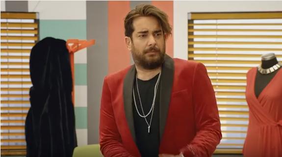 Ünlü oyuncu Enis Arıkan, sosyal medyada ilgiyle takip ettiği Afyonkarahisarlı