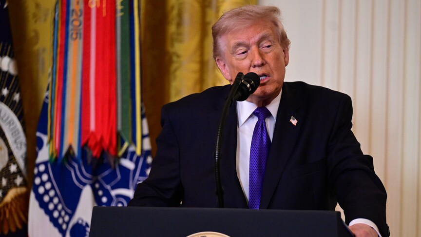 ABD Başkanı Donald Trump, Avrupa Birliği'ne (AB) ticaret anlaşmasındaki yükümlülüklerini