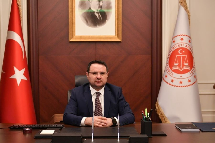 Adalet Bakanı Akın Gürlek, Adana merkezli 21 ilde yürütülen kapsamlı
