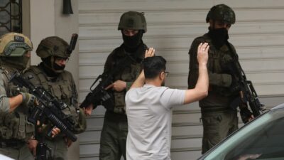İsrail ordusunun işgal altındaki Batı Şeria'nın çeşitli bölgelerine düzenlediği saldırılarda