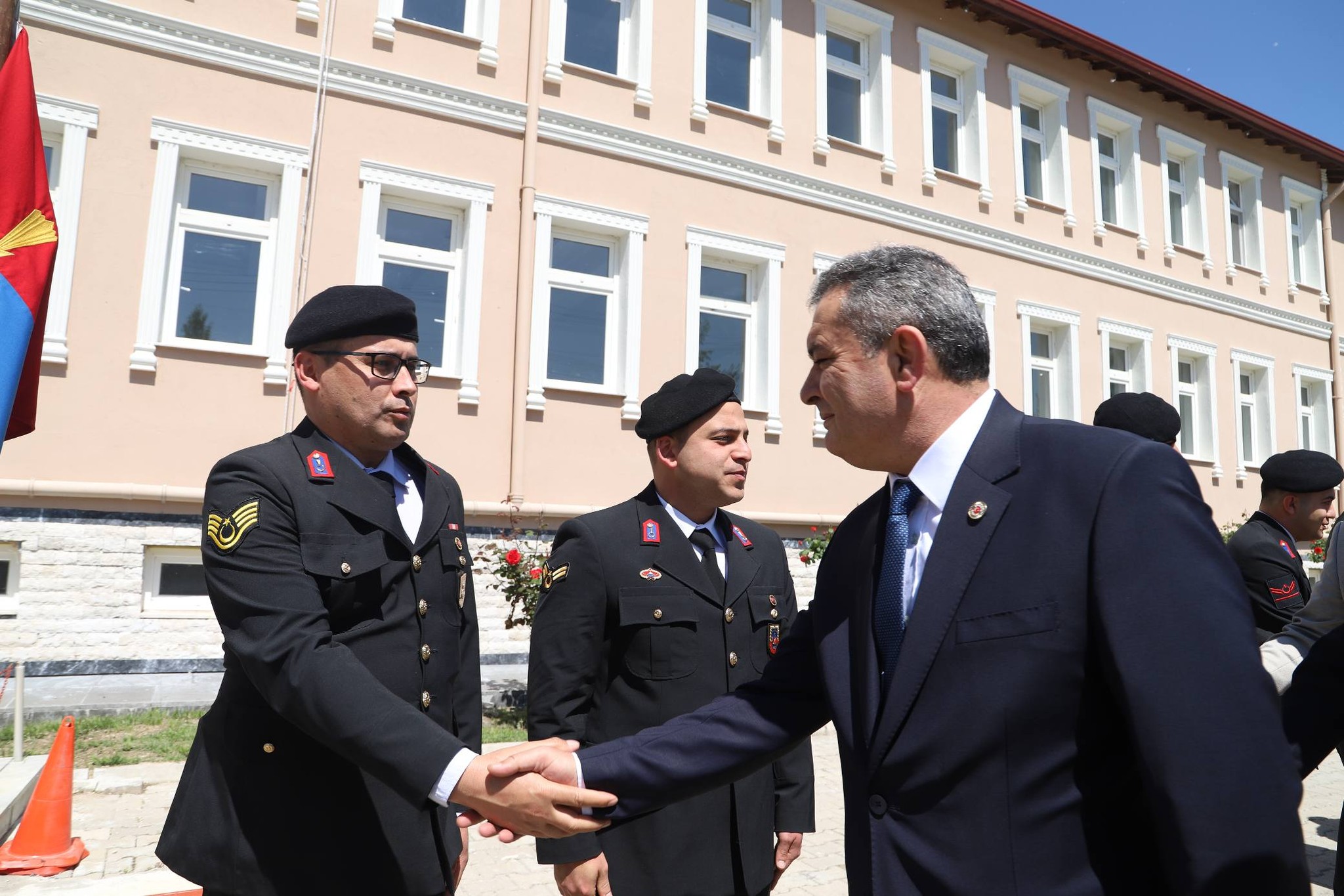 Afyonkarahisar’ın Çobanlar ilçesinde, Kurban Bayramı’nın huzur, huşu ve güven ortamı