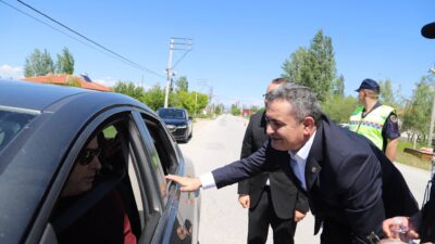 Afyonkarahisar’ın Çobanlar ilçesinde Kurban Bayramı dolayısıyla gerçekleştirilen saha ziyaretleri, yol