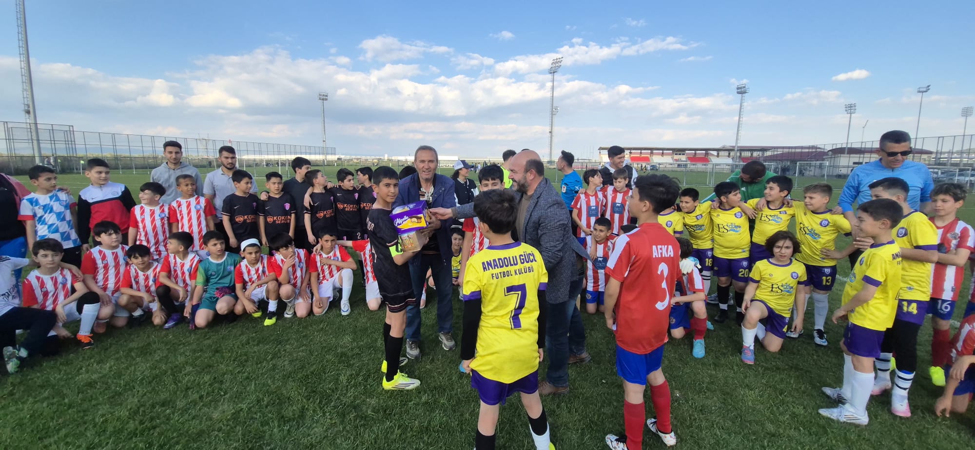 Afyonkarahisar Amatör Spor Kulüpleri Federasyonu yönetimi, amatör spor kulüpleri ve