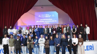 Afyonkarahisar Gençlik Merkezi, kapılarını edebiyat tutkunu gençler için açtı. 'Gençler