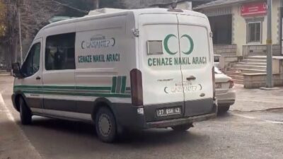 Gaziantep'in Şahinbey ilçesinde iki grup arasında başlayan tartışma, kısa sürede