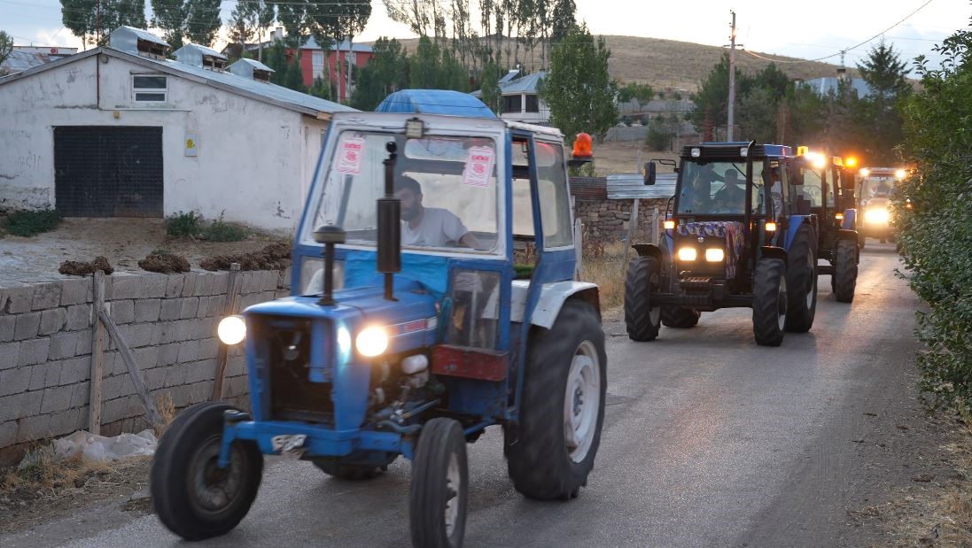 Sivas’ın Yıldızeli ilçesine bağlı Karacaören köyünde, nesillerdir yaşatılan ve adeta