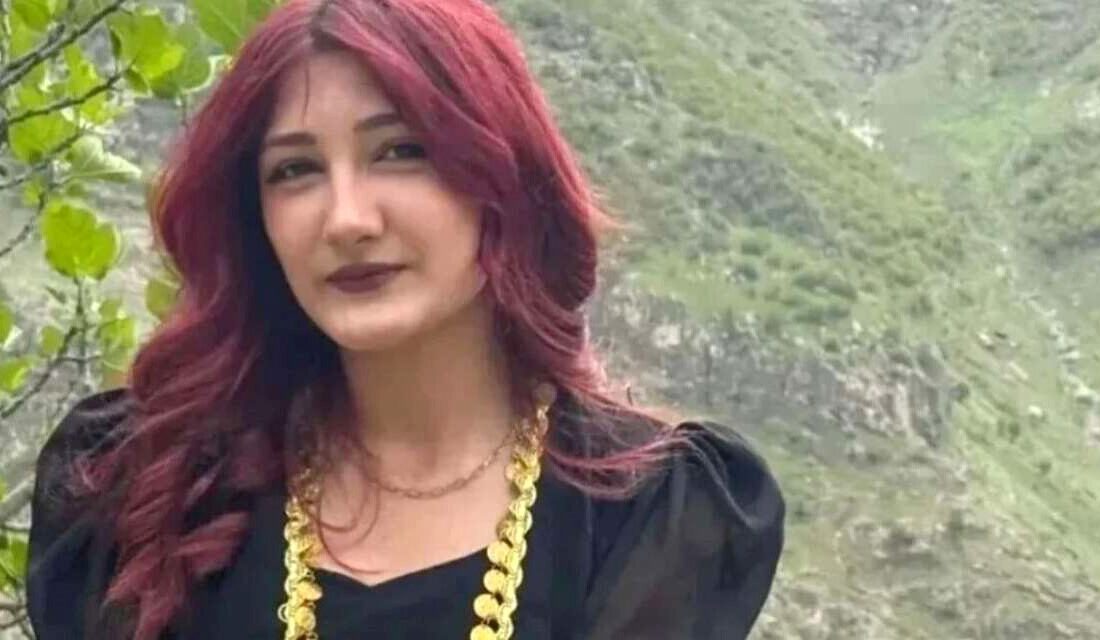 Hakkâri'de dün akşam saatlerinde bir apartmanın dördüncü katından düşerek ağır