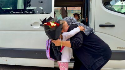 Afyonkarahisar’ın Bolvadin ilçesinde on beş yıldır öğrenci servisi şoförlüğü yapan