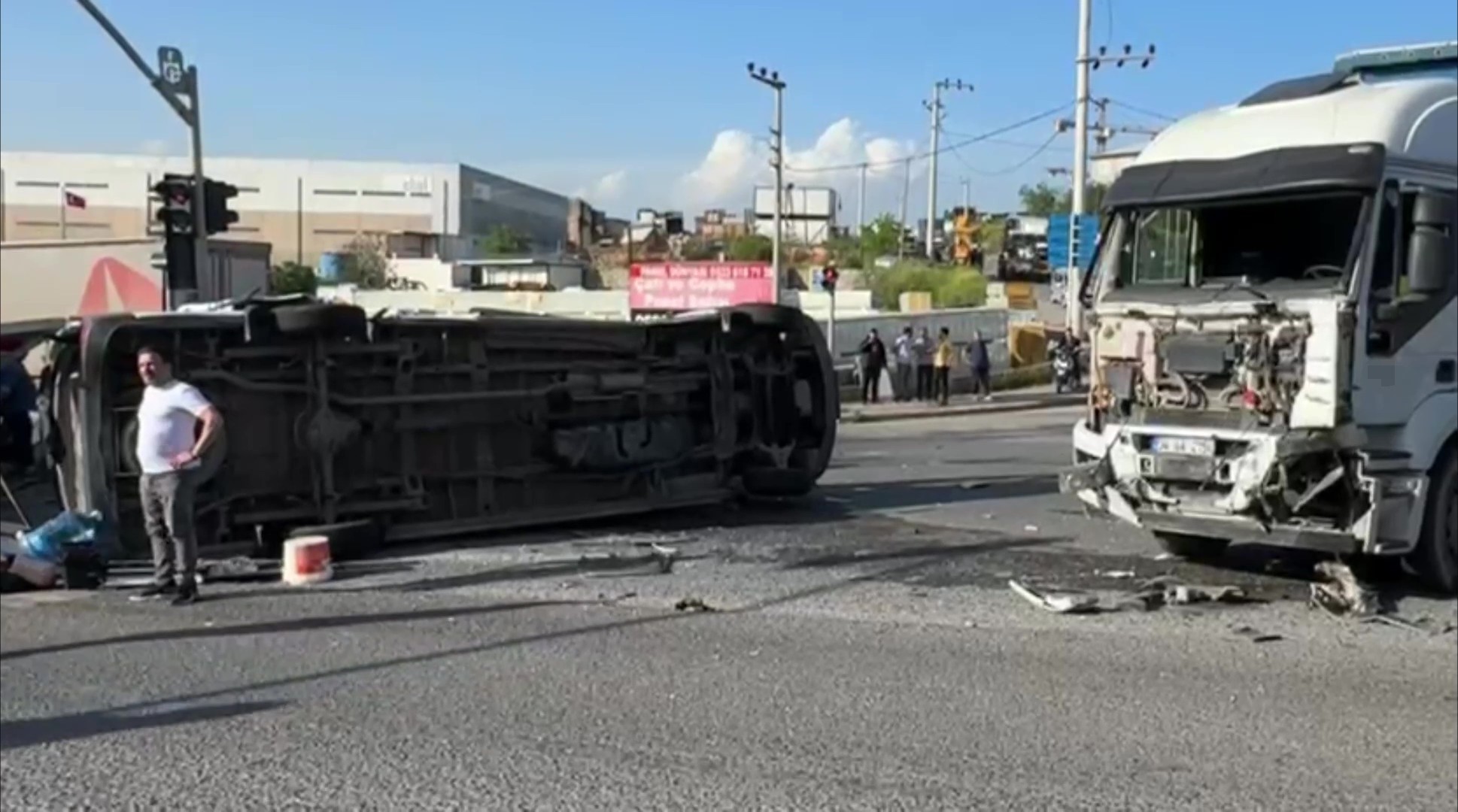 Kocaeli’nin sanayi merkezlerinden Çayırova ilçesinde akşam saatlerinde meydana gelen feci