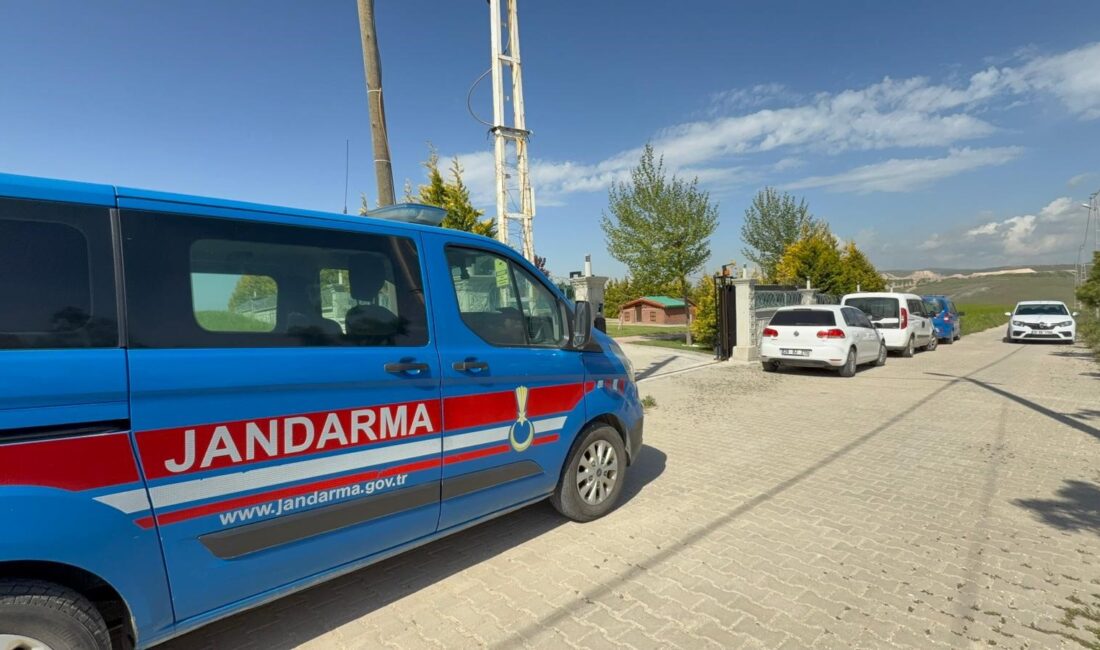 Eskişehir Cumhuriyet Başsavcılığı, sabah saatlerinde Tepebaşı Belediyesi’ne ve belirlenen adreslere