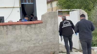 Eskişehir’in Odunpazarı ilçesinde yalnız yaşayan 71 yaşındaki bir kadın, evinin