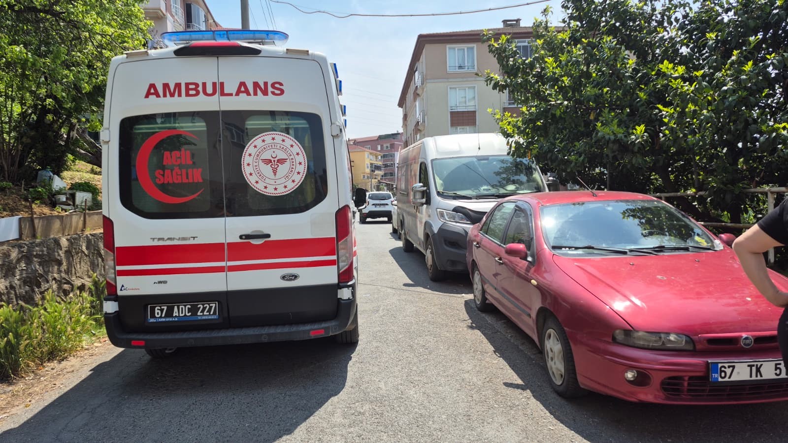 Zonguldak’ın Karadeniz Ereğli ilçesinde, sabah işe gitmeyince mesai arkadaşlarının merkeze
