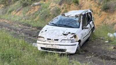Uşak-Afyonkarahisar karayolu üzerinde gece saatlerinde meydana gelen trafik kazasında, kontrolden