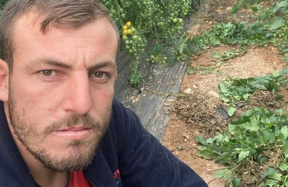 Antalya'da 27 yaşındaki Seyit Muhammet Talay'ın, ayrıldığı kız arkadaşının evinin